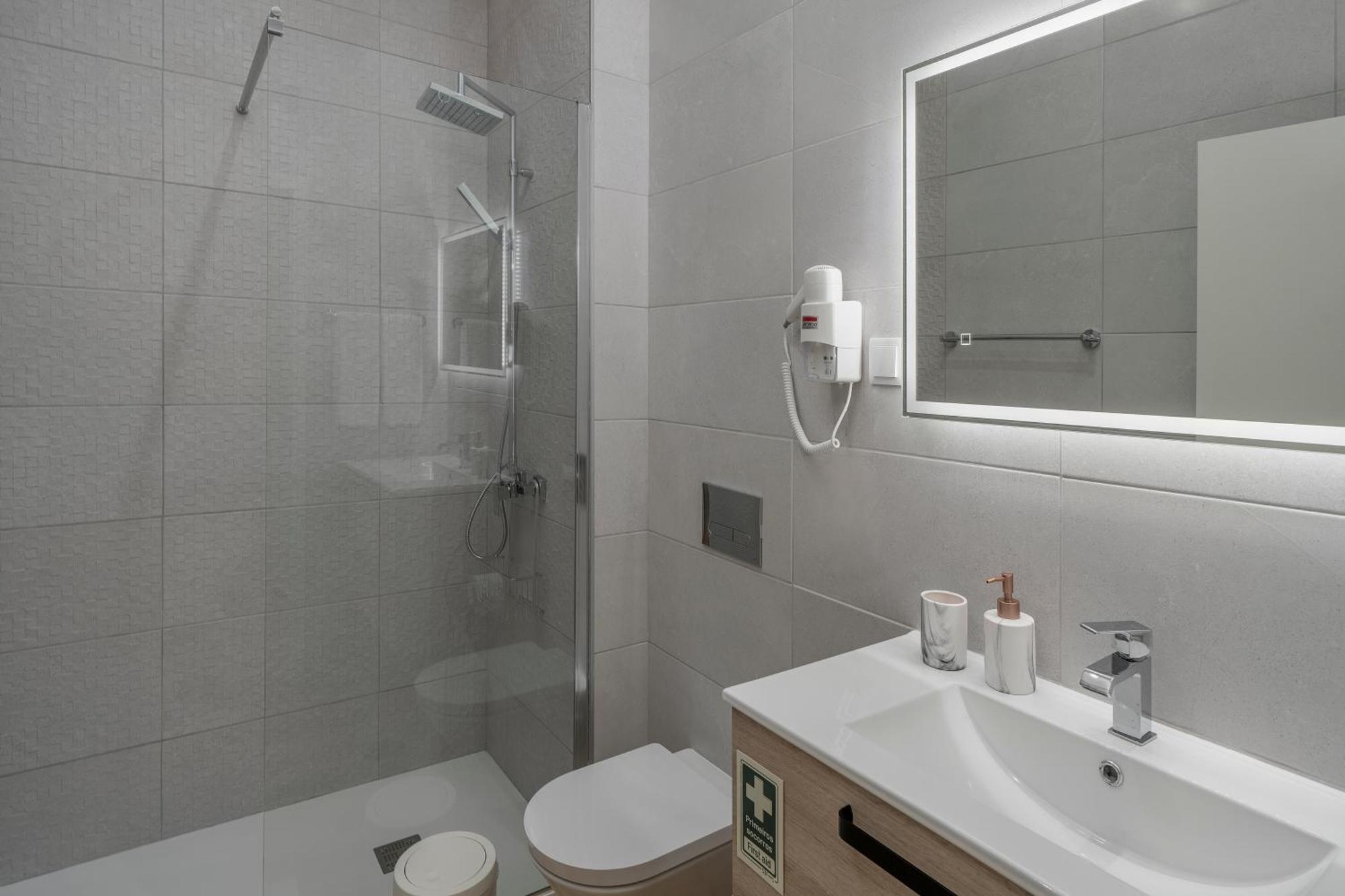 Art Deco Central Apartments, Funchal Luaran gambar