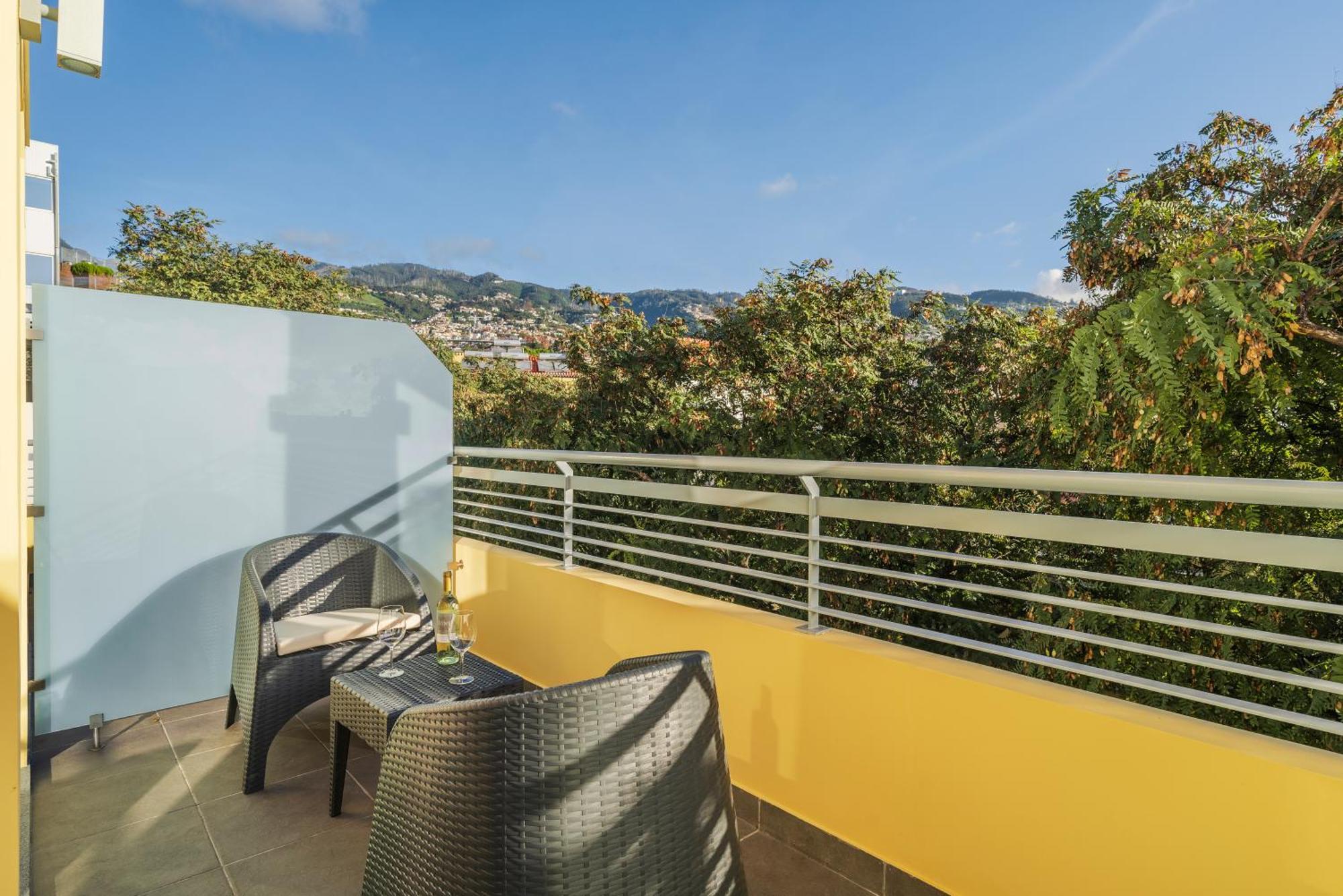 Art Deco Central Apartments, Funchal Luaran gambar